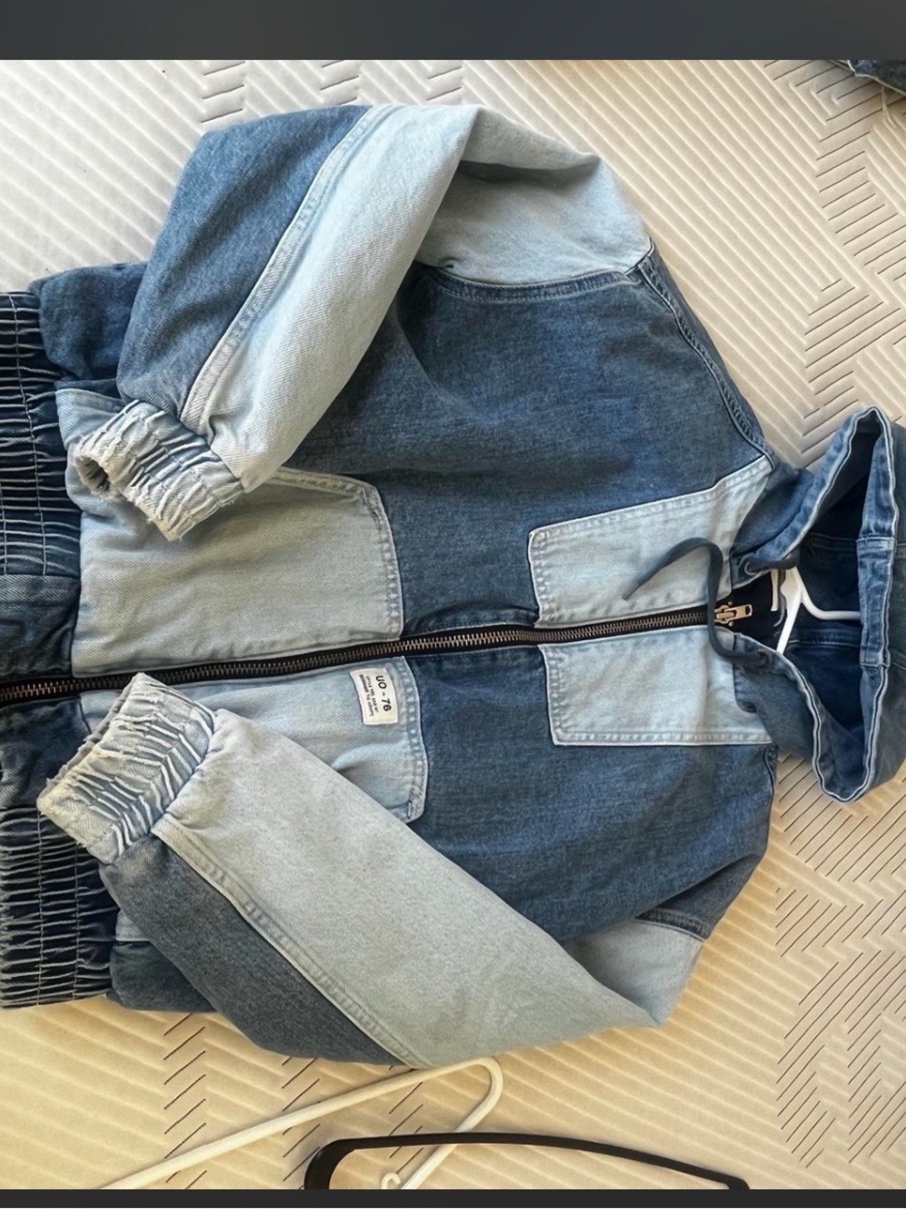 Jean jacket urban outfitters size xs